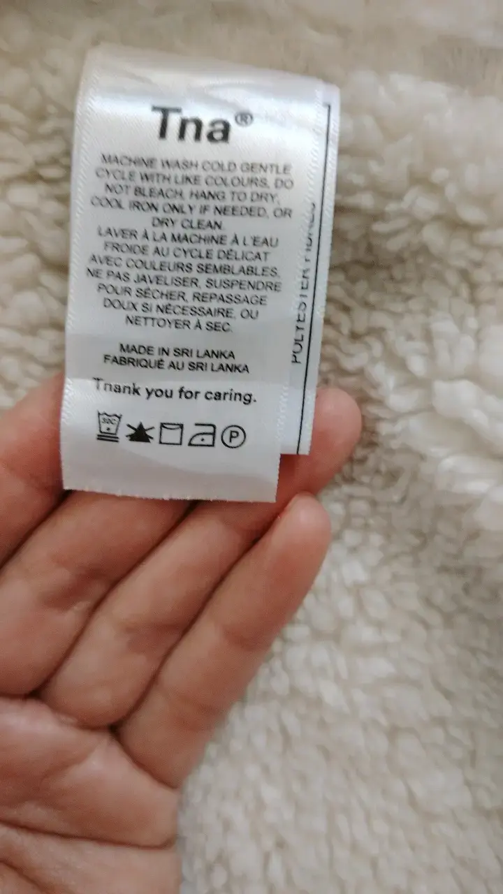 Chaqueta marca Tna con forro polar - 3