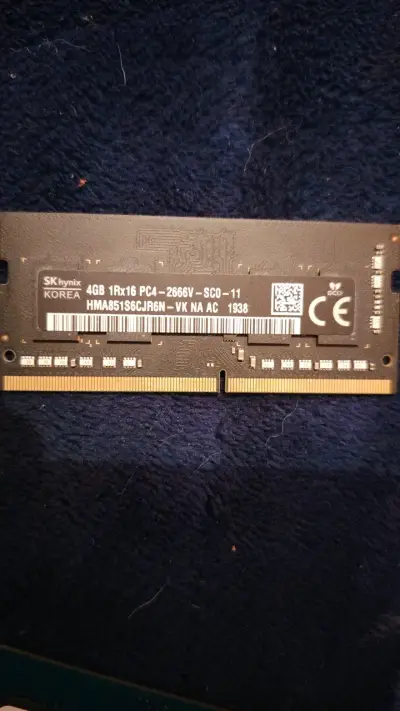 Memorias RAM 4GB DDR4 SK Hynix y Ramaxel - miniatura 3