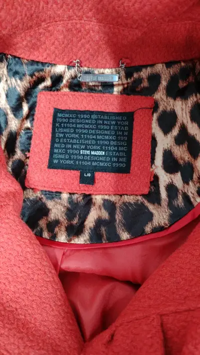 Abrigo rojo Steve Madden nuevo - miniatura 2