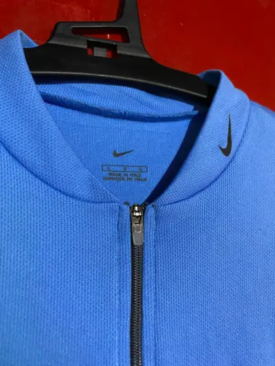 Tricota Mujer Nike Dri-FIT Azul Talla L! - miniatura 4