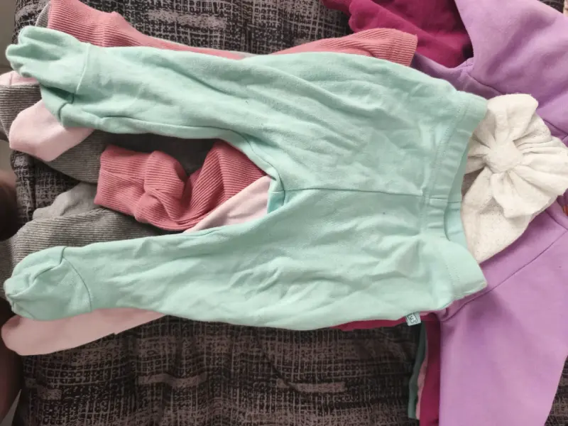 Conjunto de ropa para bebé en varios colores - 4