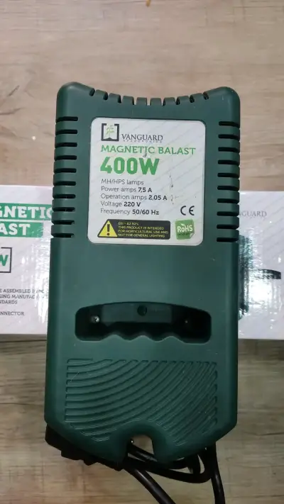 Balastro magnético 400W Vanguard para lámparas - miniatura 2
