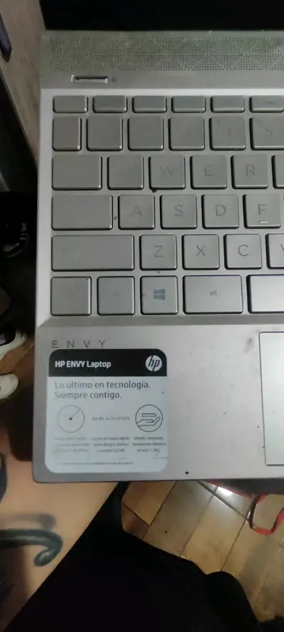 Laptop HP Envy Intel Core i5 8va Gen - miniatura 4