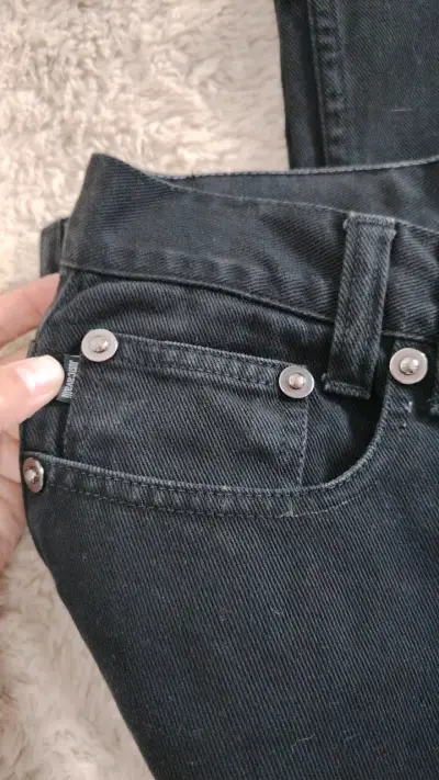 Jeans negros de mezclilla para hombre - miniatura 3