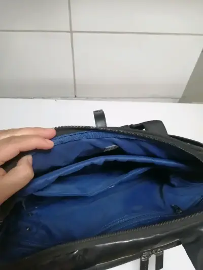 Maletín negro para laptop Saxoline con correa ajus - miniatura 6
