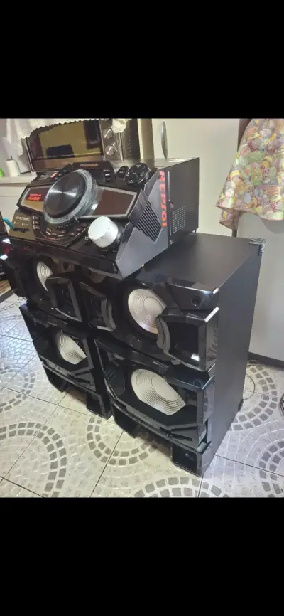 Sistema de sonido Panasonic con luces LED - miniatura 3
