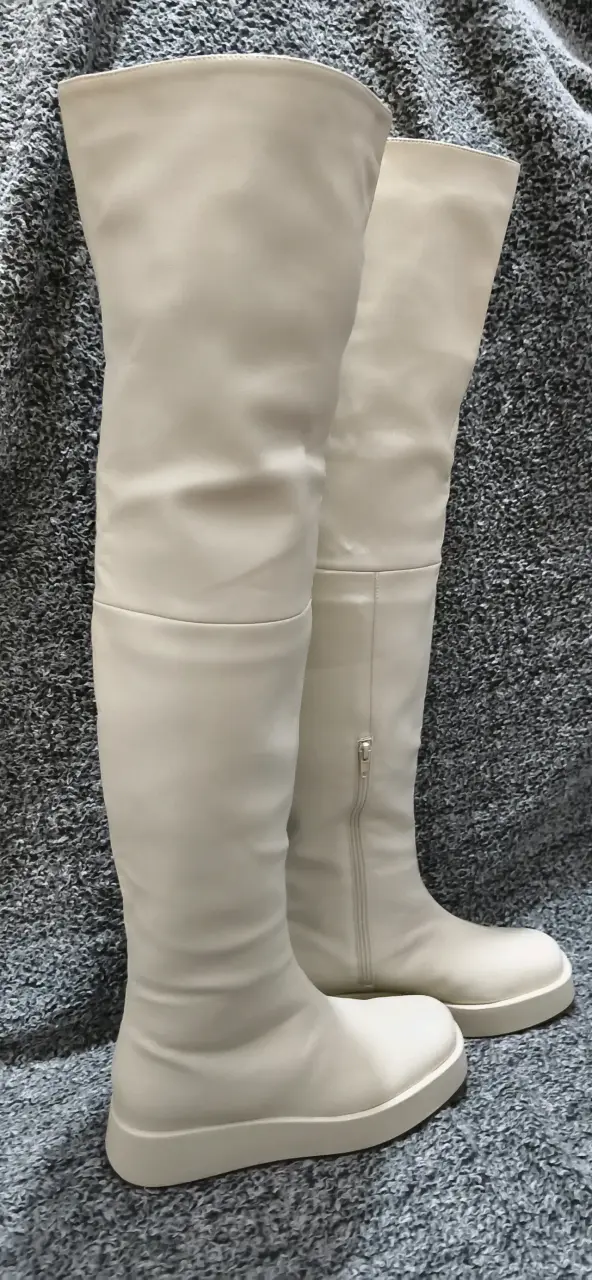 Botas altas blancas de cuero sintético - 2