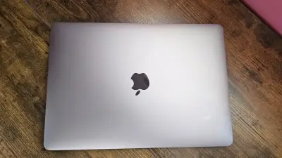 MacBook Air M1 13" Space Grey (8gb RAM/256gb) - miniatura 3
