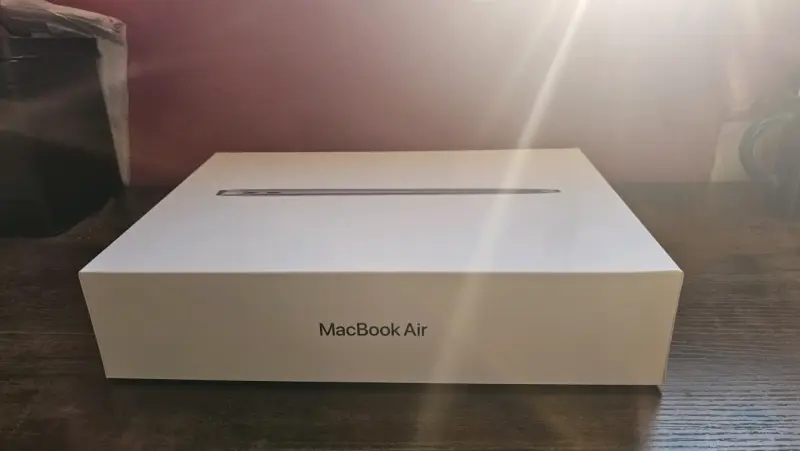 MacBook Air M1 13" Space Grey (8gb RAM/256gb) - 4