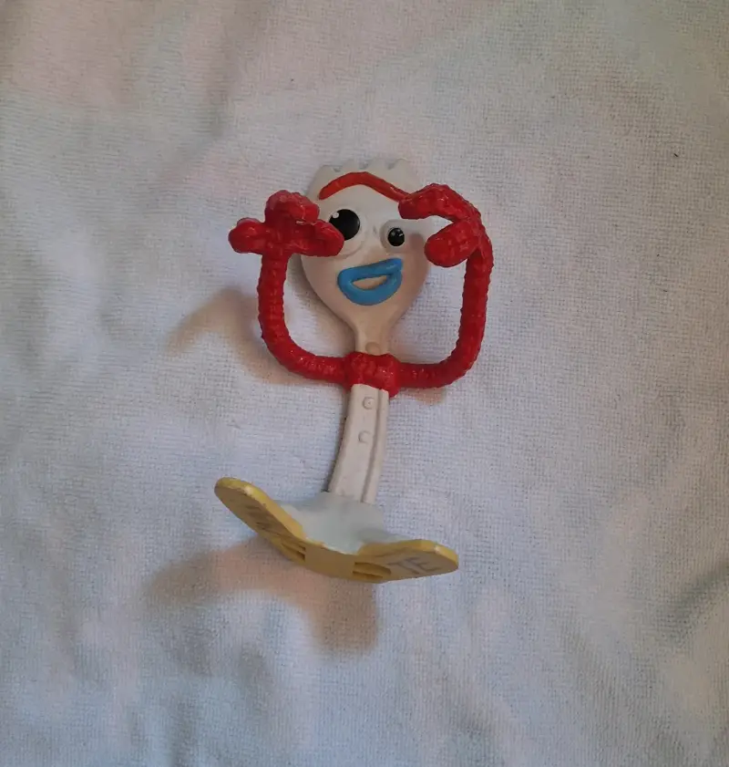Muñeco Woody de Toy Story con sombrero y amigos. - 6