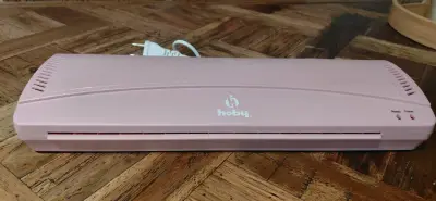 Plastificadora Hoby color rosa. - miniatura 1