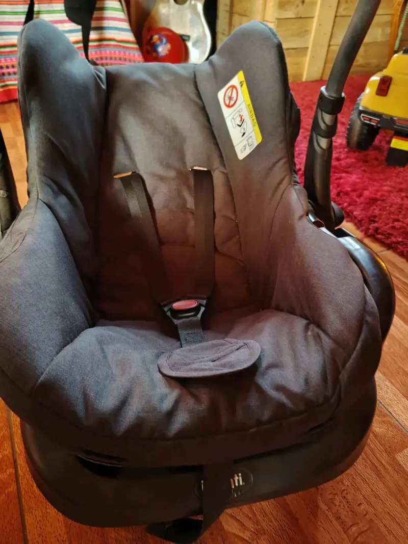Coche de bebé Infanti Epic 5G con silla - 2