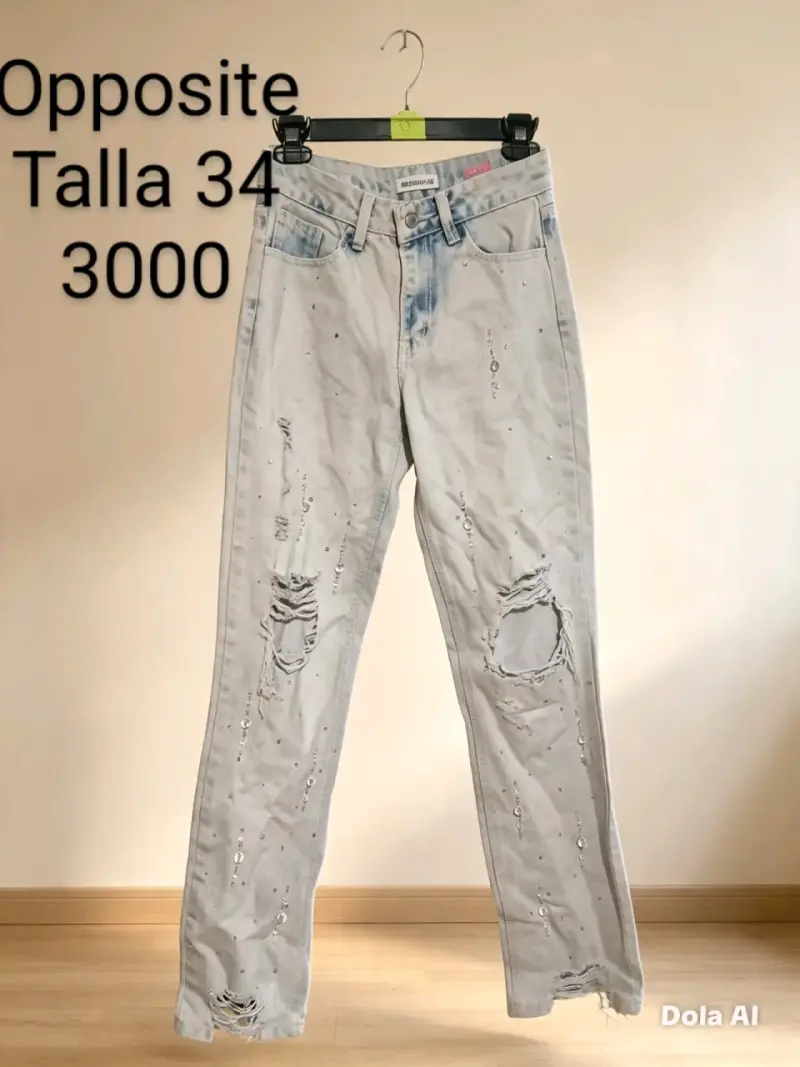 Jeans rasgados Opposite talla 34