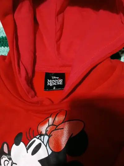 Polerón rojo con capucha Minnie Mouse para niños - miniatura 4