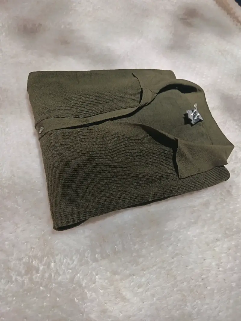 Cardigan verde oliva para mujer - 2