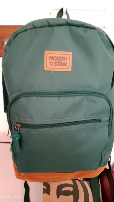 Mochila verde North Star con bolsillo frontal - miniatura 2