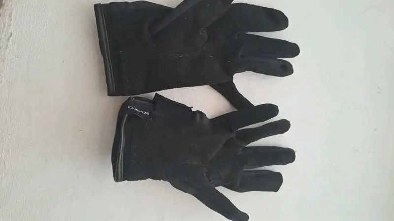 Guantes de equitación negros Fouganza