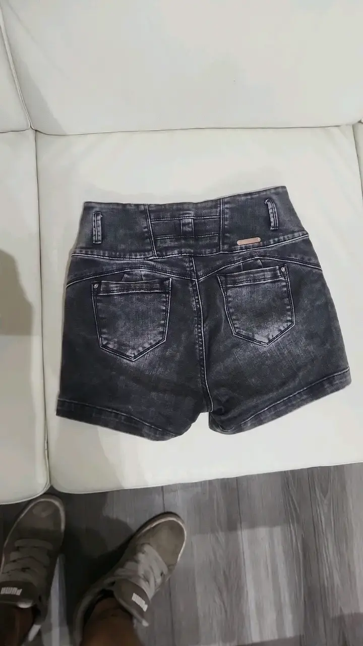 Shorts de mezclilla gris oscuro para mujer - 2