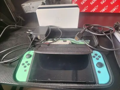 Consola Nintendo Switch Oled con accesorios - miniatura 1