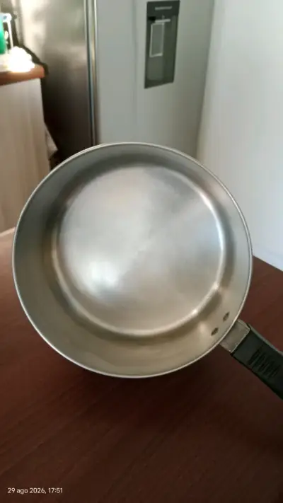 Olla de acero inoxidable con base de cobre 2 litro - miniatura 3