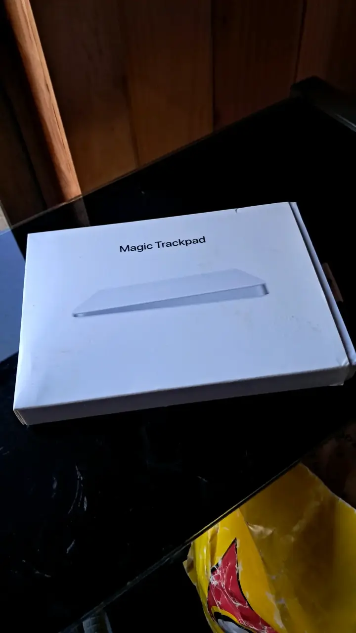 Apple Magic Trackpad - 1