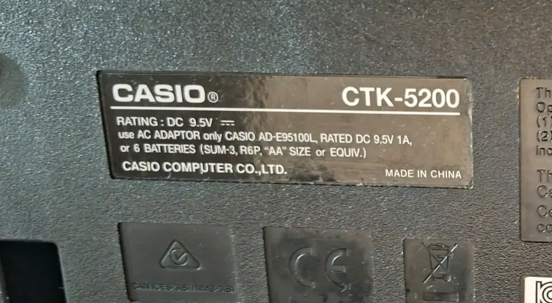 Teclado Casio CTK-5200 con 61 teclas - 2