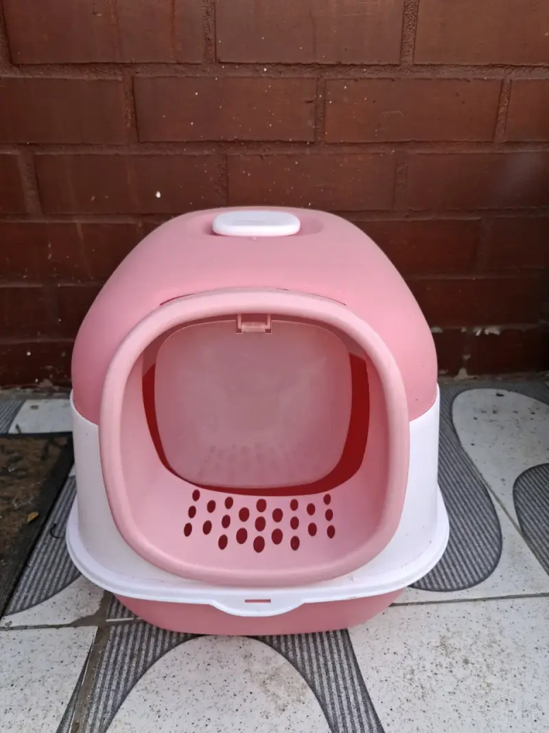 Arenero cerrado para gatos color rosa - 2