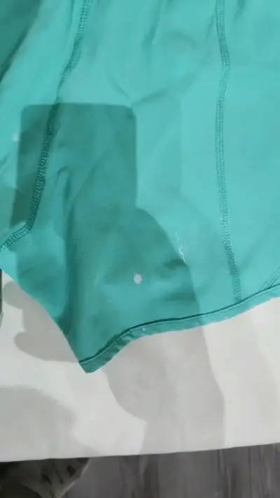 Shorts deportivos Adidas turquesa con logo - miniatura 3