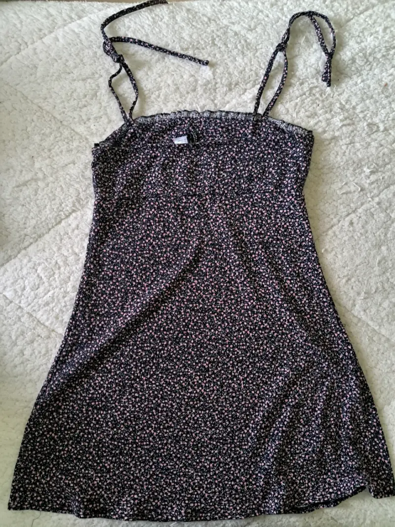 Vestido corto de tirantes con estampado floral - 2