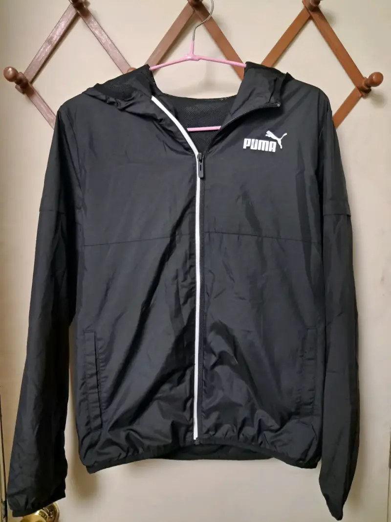 Chaqueta cortaviento negra Puma con capucha - 1
