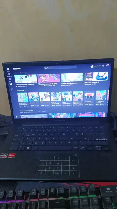 Laptop ASUS VivoBook con pantalla táctil - miniatura 2