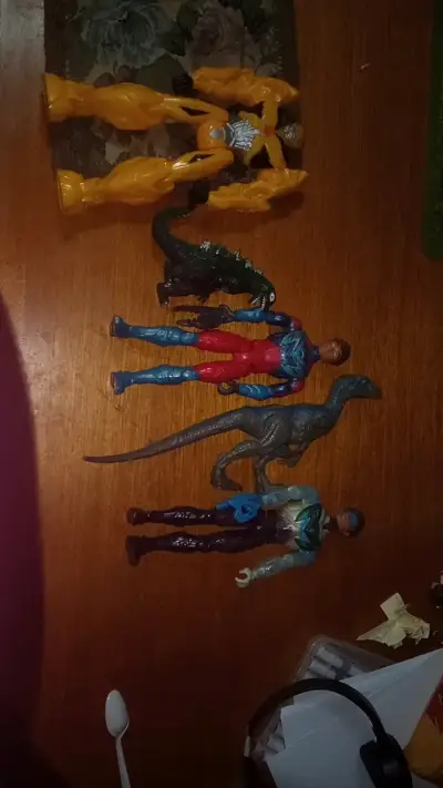 Set de Figuras de Acción con Dinosaurios - miniatura 1