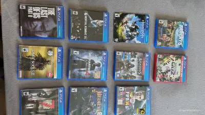 Colección de Juegos PS4 con 3 Controles DualShock - miniatura 2
