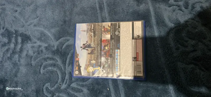 Juego PS4 Fallout 4 en buen estado - 3