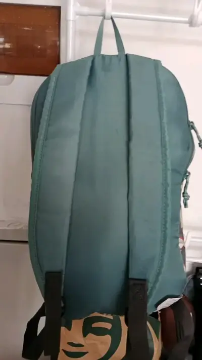 Mochila floral Quechua compacta y ligera - miniatura 4