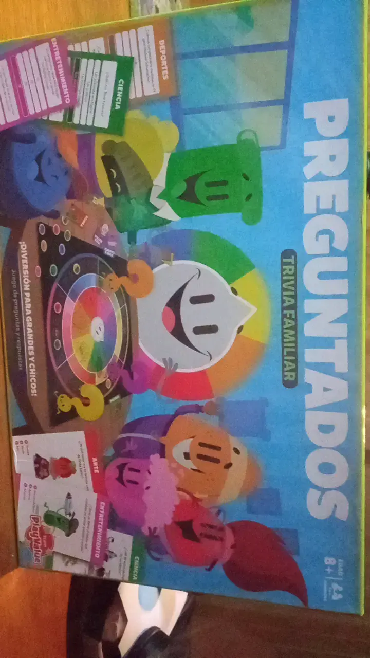 Juego de mesa Preguntados Trivia Familiar - 2