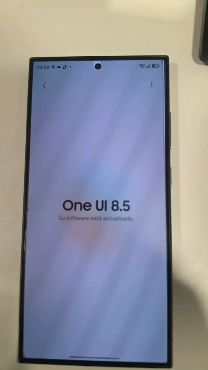 Samsung Galaxy S23 Ultra 256GB en buen estado - 5
