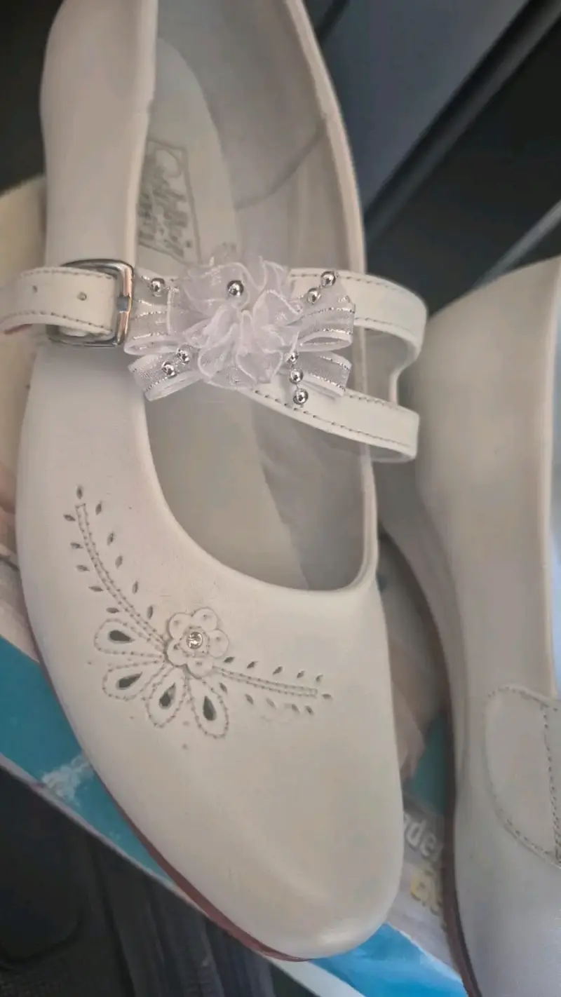 Zapatos de Primera Comunión Blancos con Flores - 4