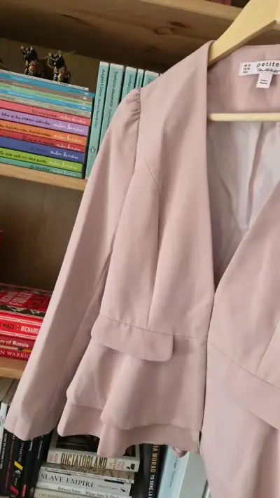 Blazer rosa elegante para mujer - miniatura 3
