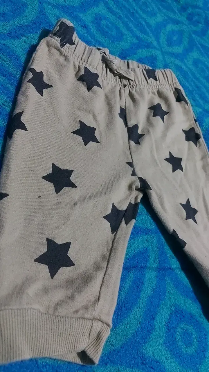 Pantalones de bebé con estampado de estrellas - 3