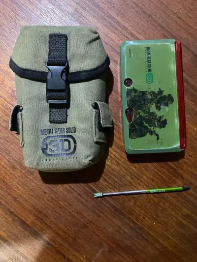 Consola Nintendo 3DS  Edición Metal Gear Solid - miniatura 1