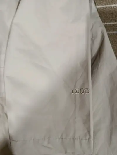 Chaqueta beige para mujer IZOD con forro a cuadros - miniatura 3