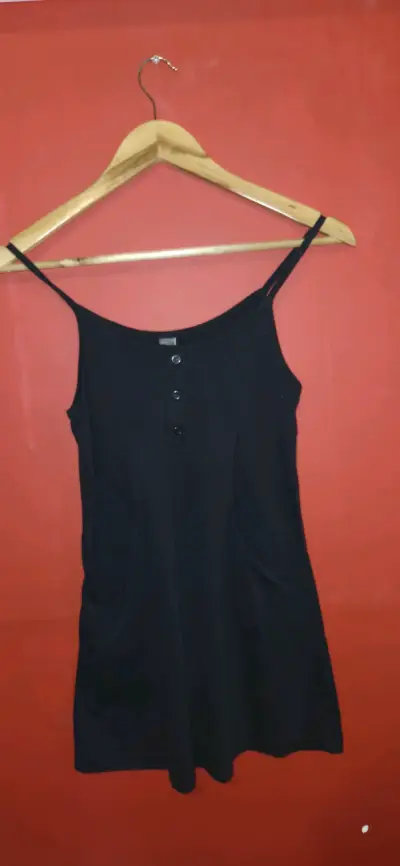 Vestido negro para niña 9-10 años - miniatura 1