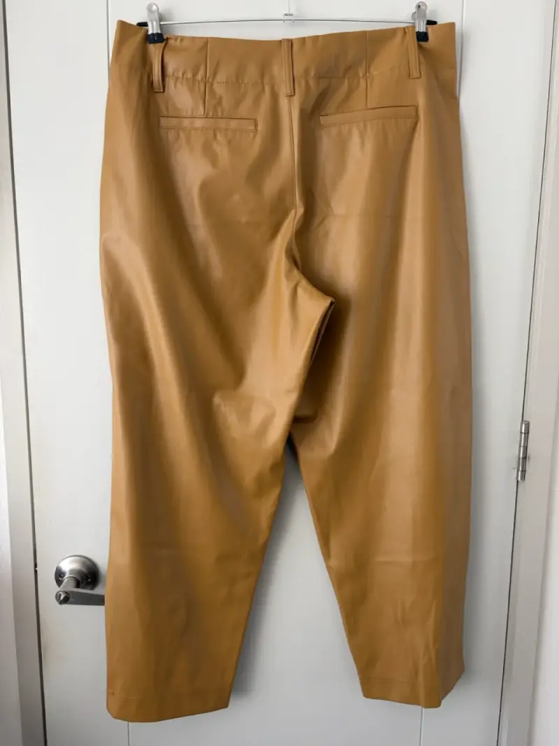 Pantalo ecocuero camel A New Day - 3