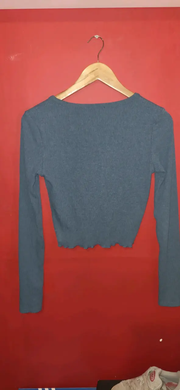 Polera manga larga azul Pull&Bear - 2