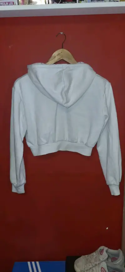 Polerón corto con capucha blanco H&M - miniatura 2