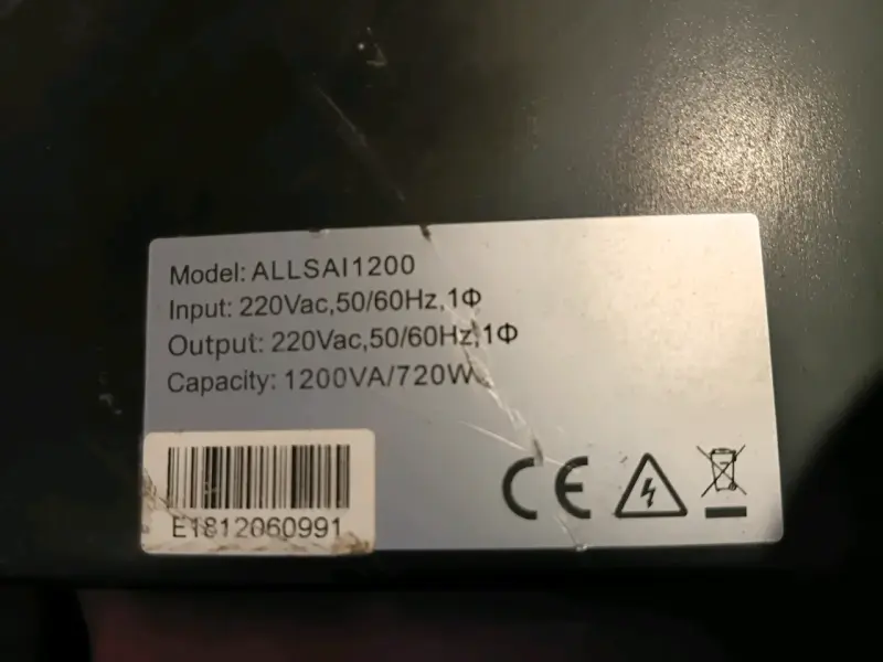 UPS Allsai 1200VA con múltiples salidas - 2