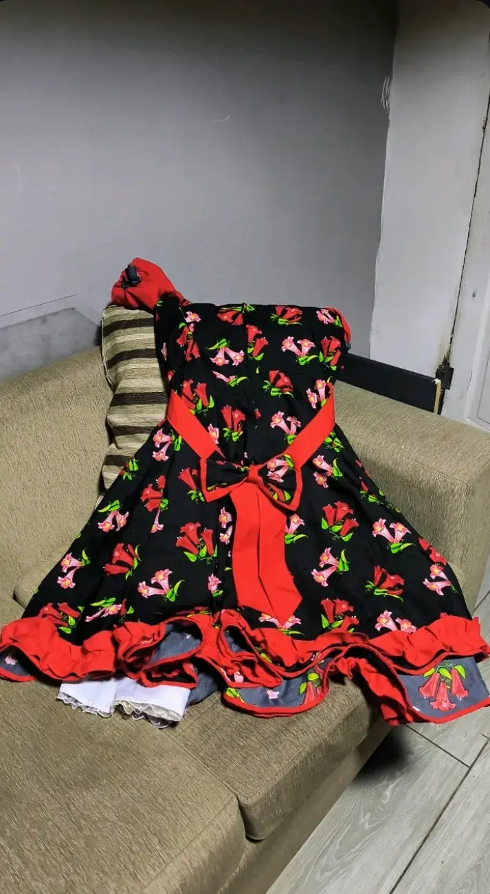 Vestido de cueca tradicional chileno para niña - 2