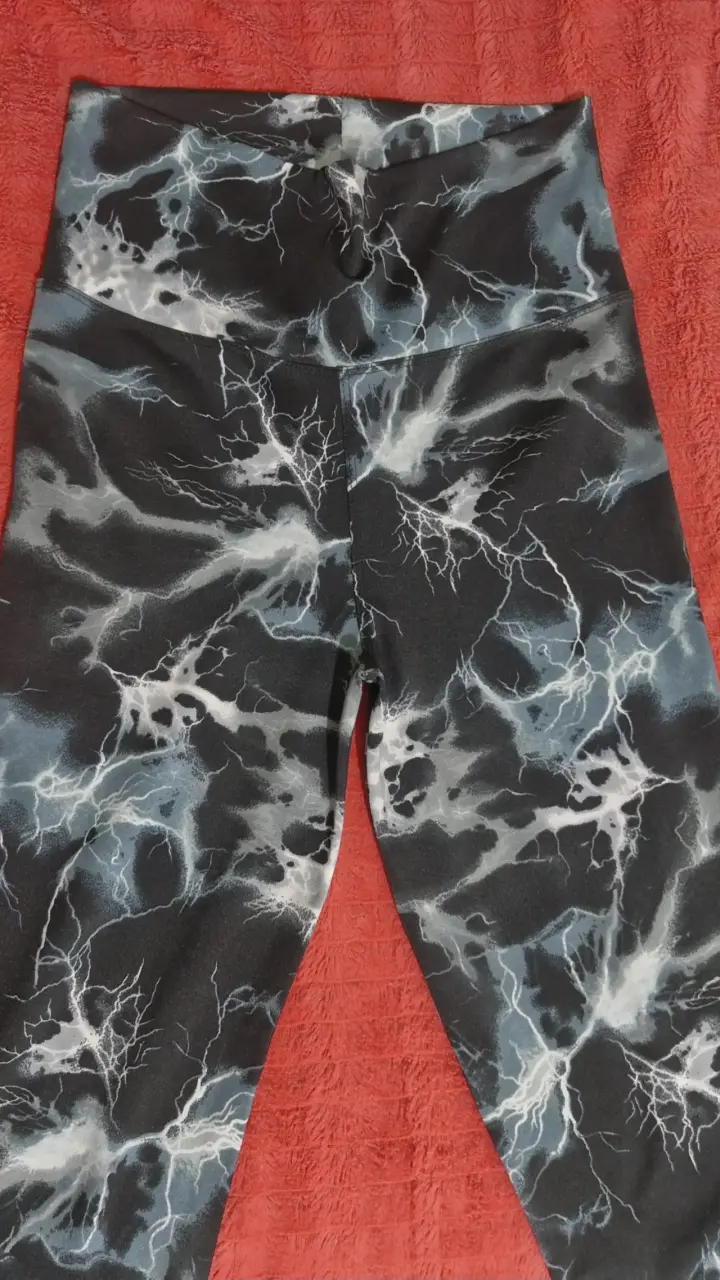 Leggings deportivos estampado relámpago - 2
