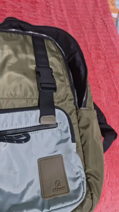 Mochila Xtrem verde con bolsillo frontal - miniatura 2
